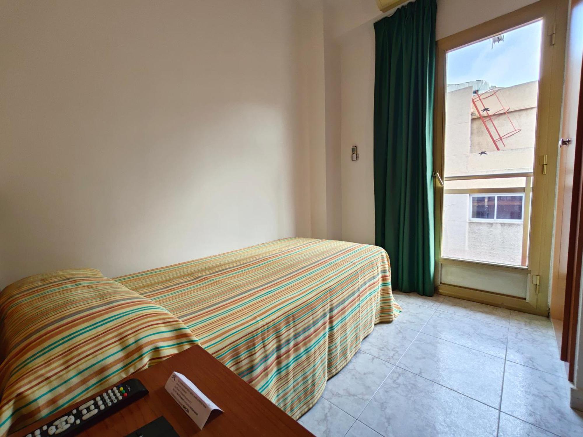 Single Room with Terrace,1589587036:JPEG