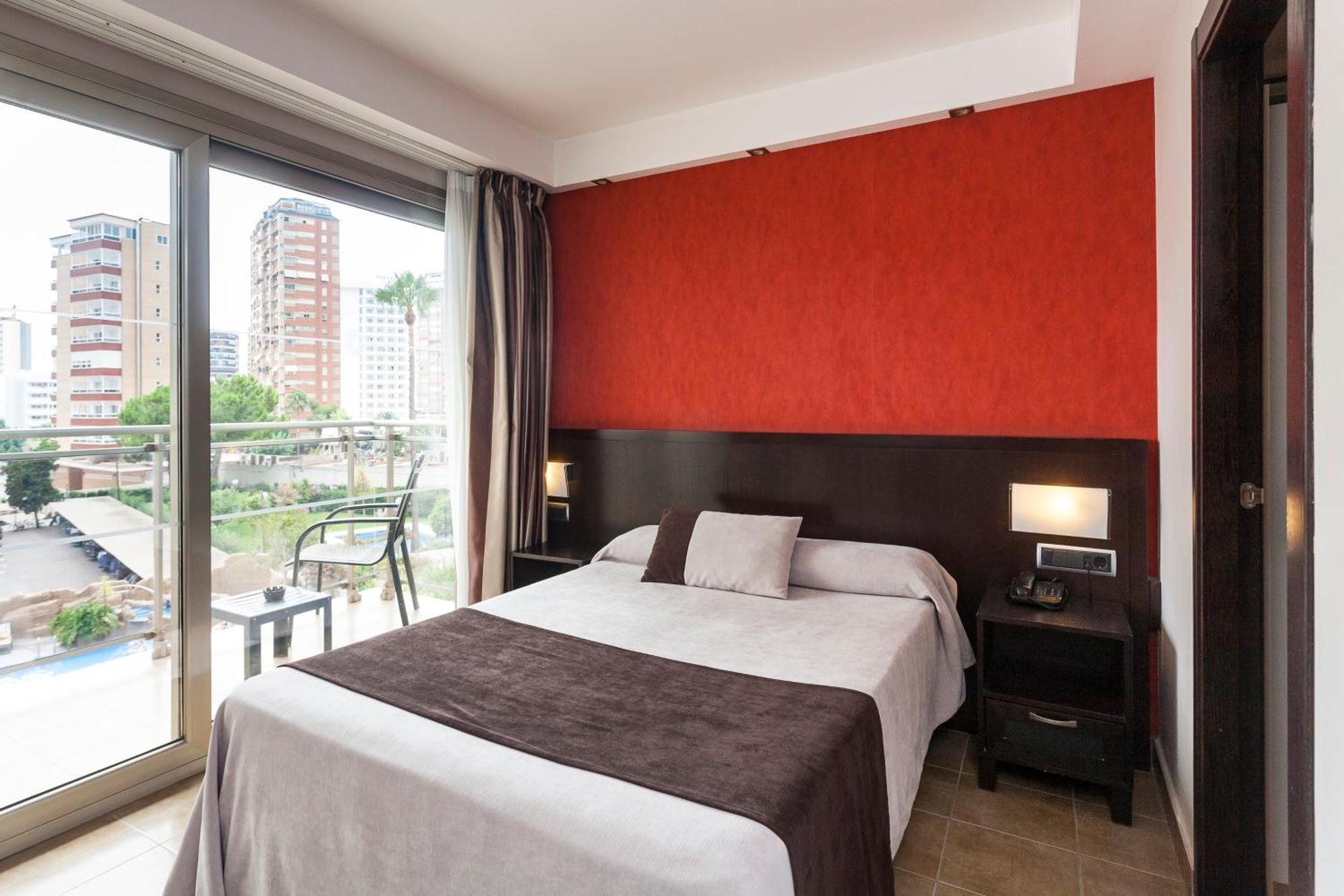Deluxe Single Room,701586229:JPEG