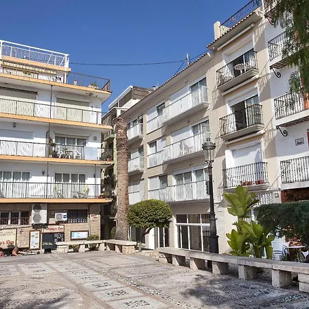 Alameda Apartments-2