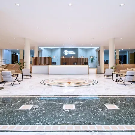 Hotel Benidorm East By Pierre & Vacances-3